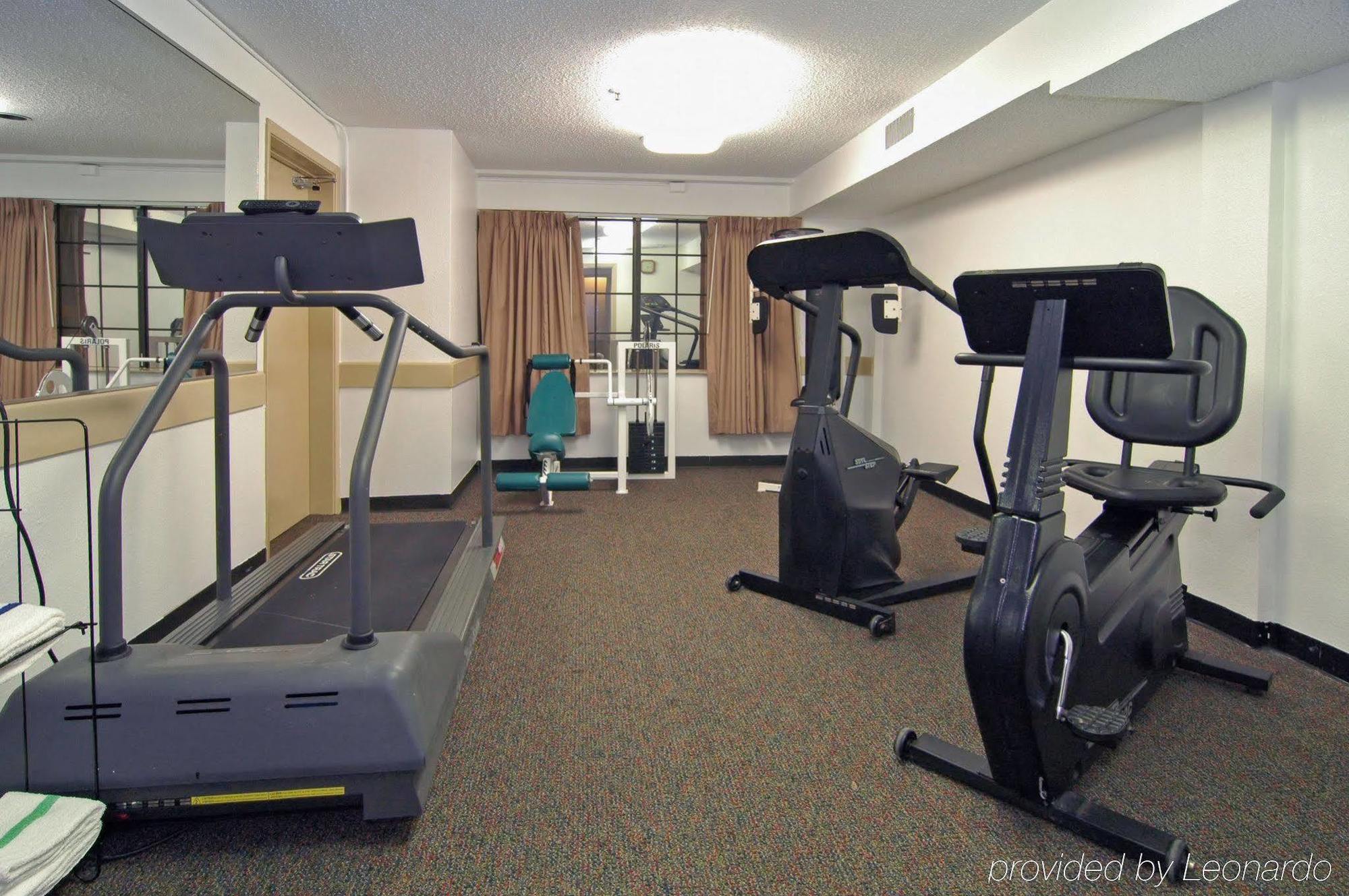 Days Inn By Wyndham College Station University Drive Esterno foto