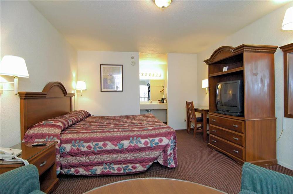 Days Inn By Wyndham College Station University Drive Camera foto